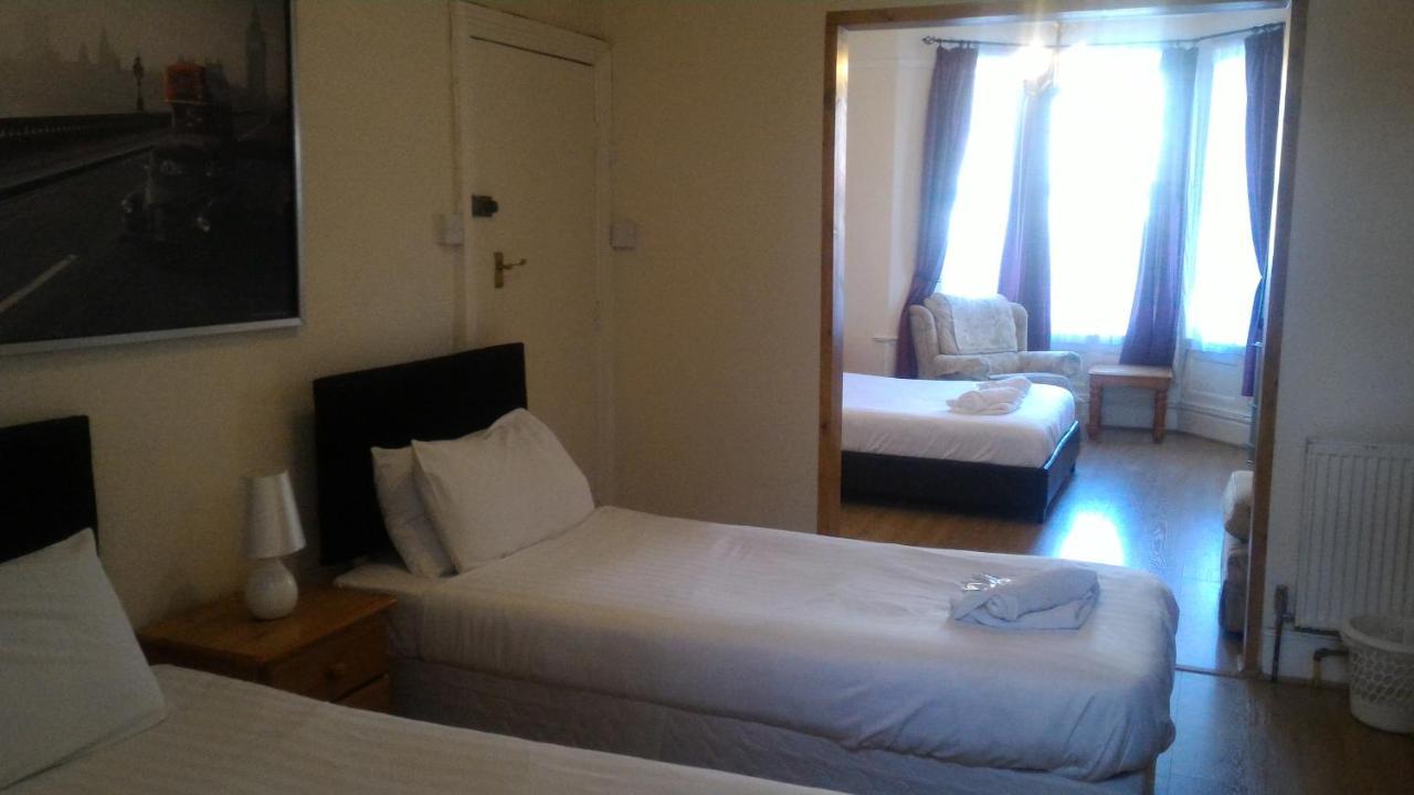 Cedar Lodge Hotel Ексетер Екстер'єр фото